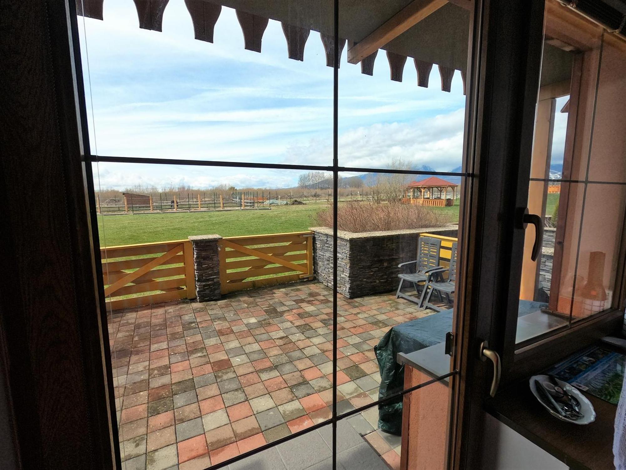 Sunny Apartment With Terrace Tatragolf H104 Vel'ka Lomnica Exteriör bild